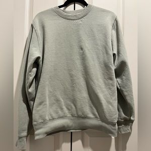 NOT FOR SELL ANYMORE!! H&M baggy green crew neck